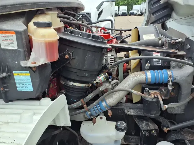 2019 FREIGHTLINER M2 106
