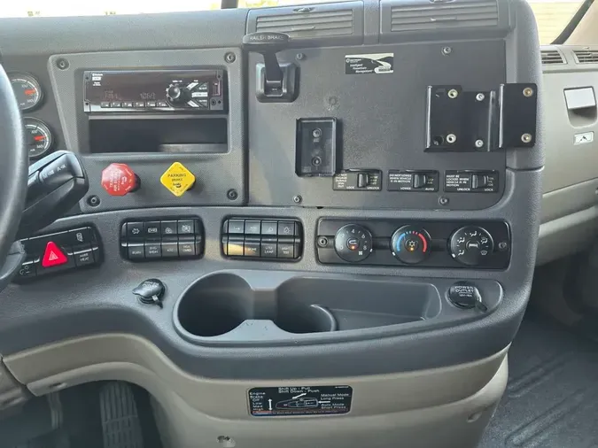 2019 FREIGHTLINER CASCADIA 125