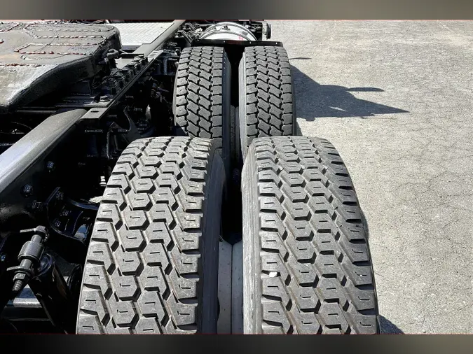 2019 INT LT625 6x4