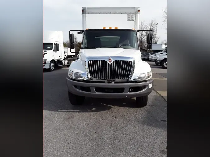 2019 NAVISTAR INTERNATIONAL 4300