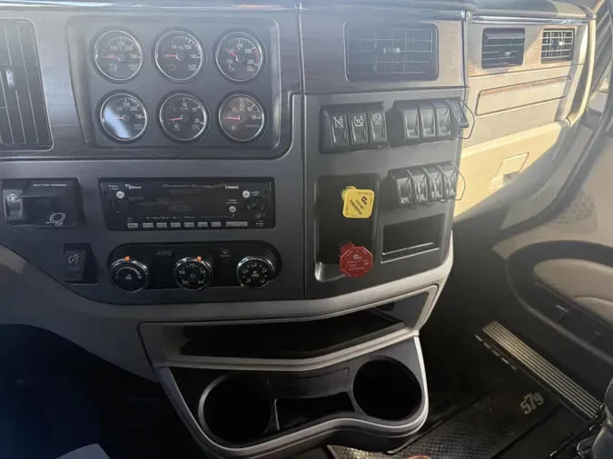 2022 Peterbilt 579