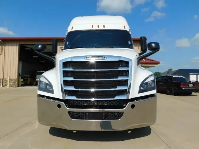 2020 Freightliner New Cascadia 126