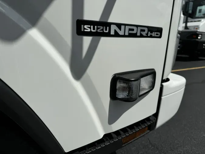 2024 ISUZU GAS NPRHD