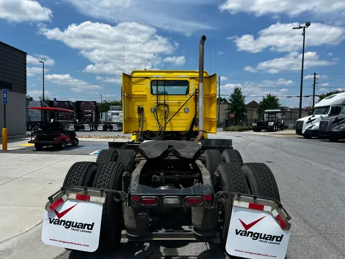 2019 Volvo VNR64T300