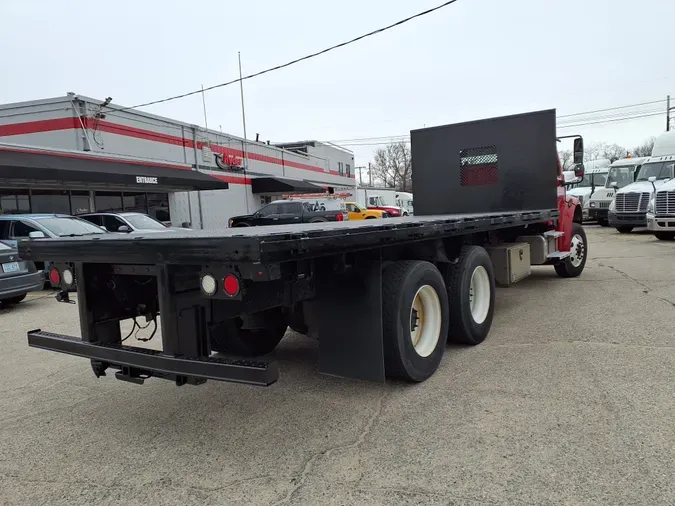 2018 FREIGHTLINER/MERCEDES M2 106