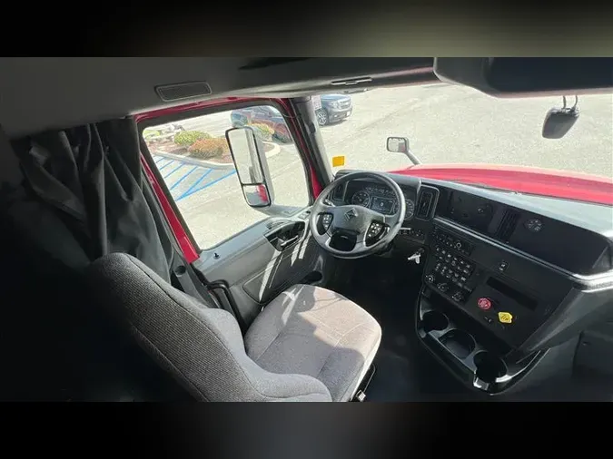 2022 INTERNATIONAL LT625
