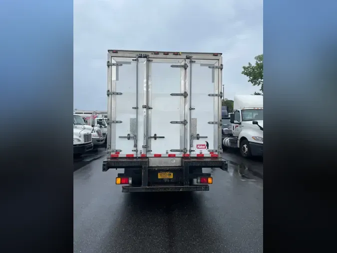 2019 ISUZU NQR