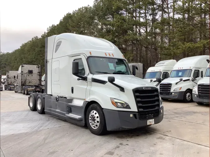 2021 Freightliner Cascadia0dbf7237aa86bb71a6525de29086b209