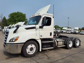 2019 FREIGHTLINER NEW CASCADIA PX12664