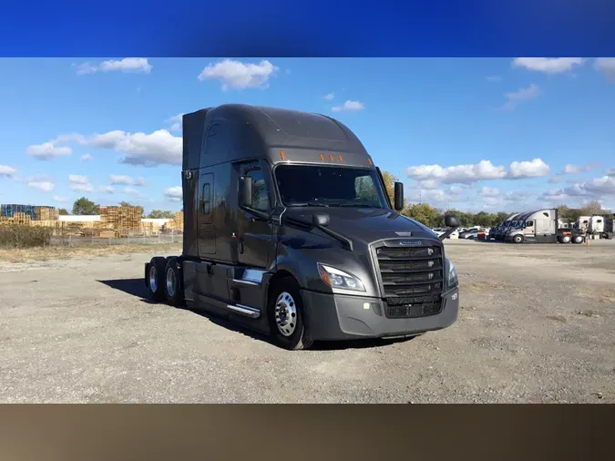 2024 Freightliner Cascadia0dc3260b7031087284a9f21b78dce9af