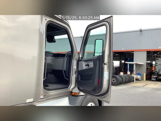 2021 Freightliner Cascadia