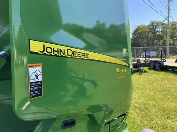 2022 John Deere 450M