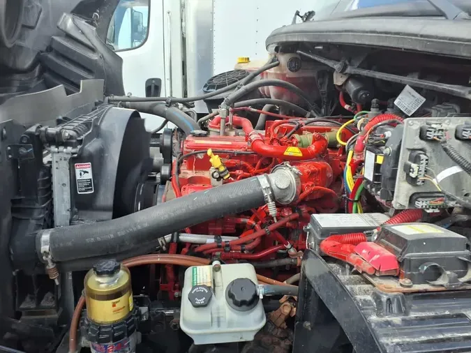 2020 FREIGHTLINER/MERCEDES M2 106