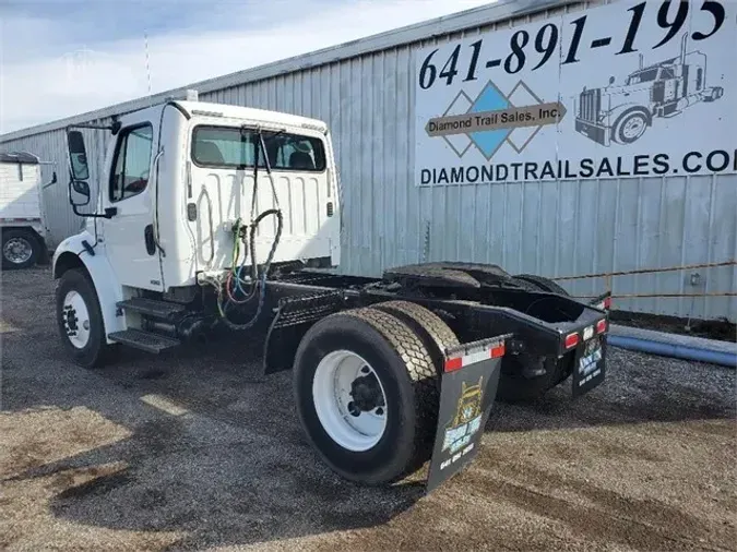 2007 FREIGHTLINER BUSINESS CLASS M2 106