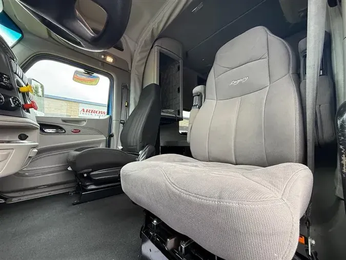 2020 PETERBILT 579