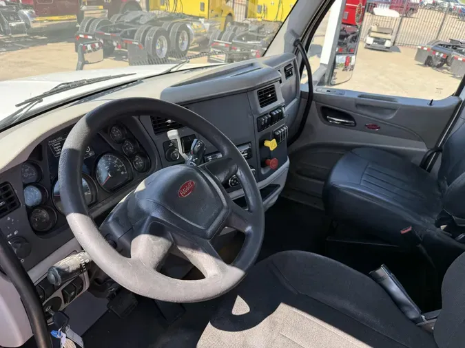 2021 Peterbilt 579
