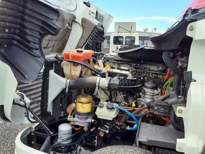 2018 FREIGHTLINER CASCADIA 125
