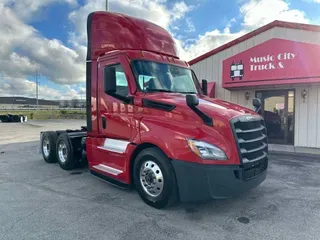 2021 FREIGHTLINER CASCADIA 126