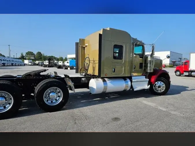 2019 Kenworth W900