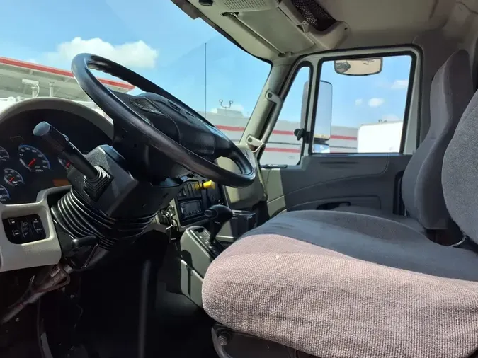 2019 NAVISTAR INTERNATIONAL 4300