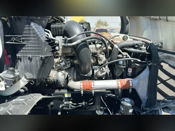 2024 Freightliner Cascadia 126