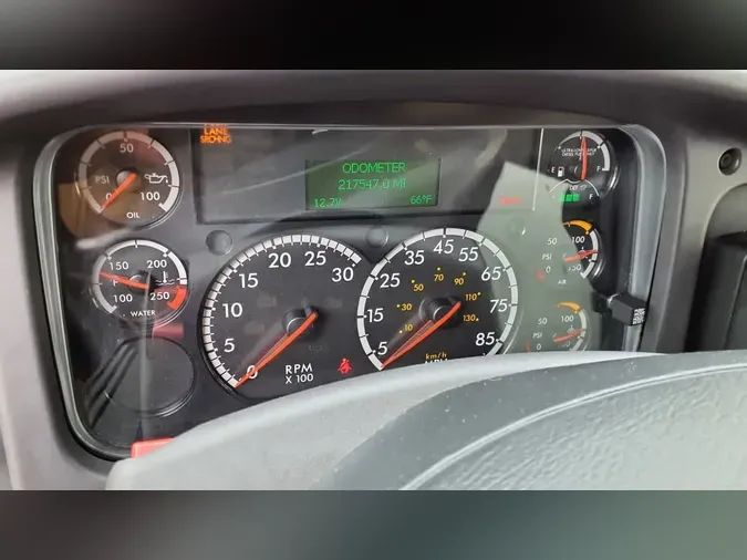 2019 FREIGHTLINER/MERCEDES M2 106