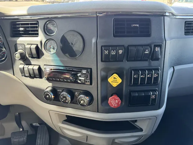 2021 Peterbilt 579