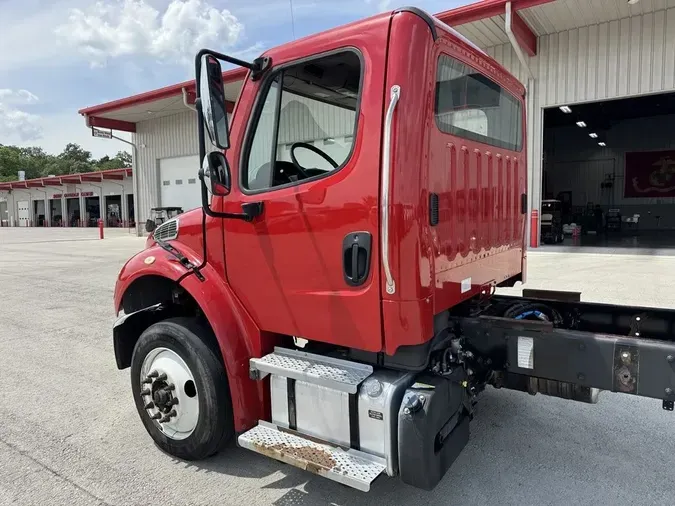 2020 Freightliner M2 106