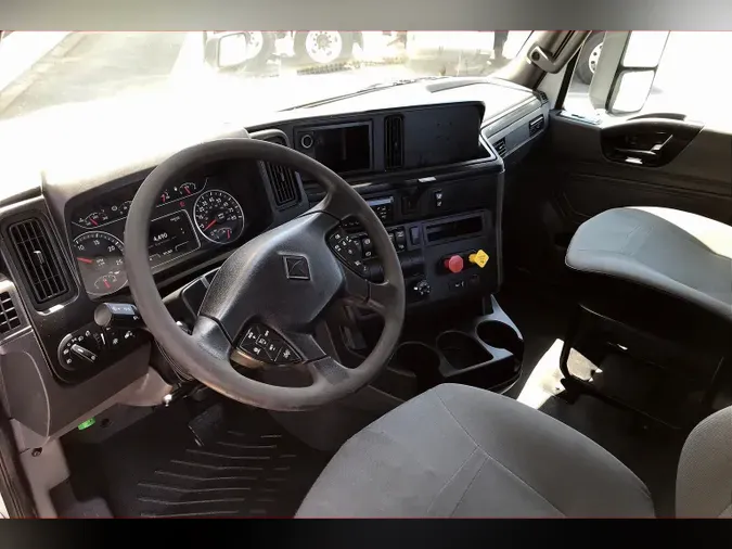 2019 INT LT625 6x4