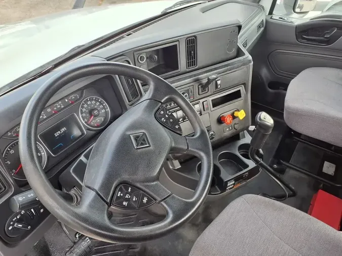 2021 NAVISTAR INTERNATIONAL LT625 DAYCAB S/A0de8da03ff2ccdd70688c045d8e1ffda