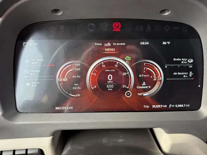 2023 Peterbilt 579