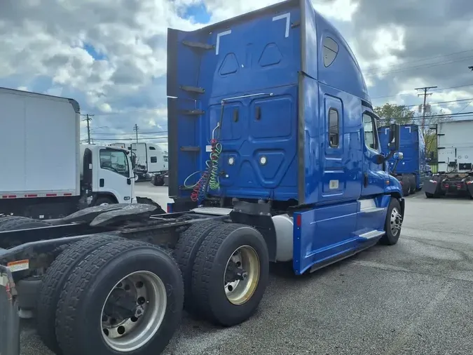 2020 FREIGHTLINER/MERCEDES CASCADIA 1250df23c4269380a06f3c72c0e4d19f4a9