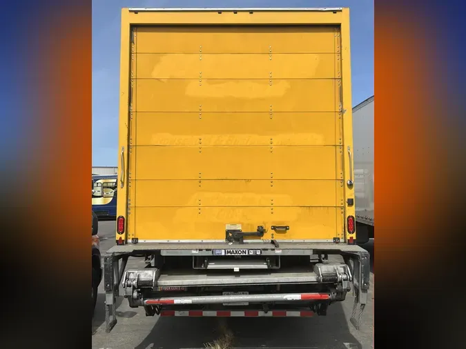 2019 International 4300
