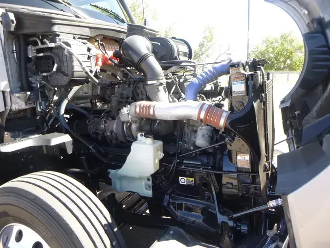 2023 Kenworth T680