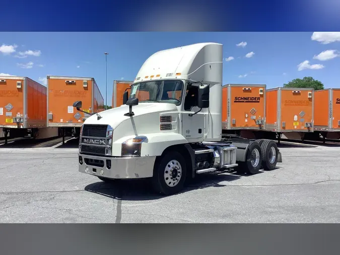 2020 Mack Anthem0df608c58d655a05b87322bd841474f7