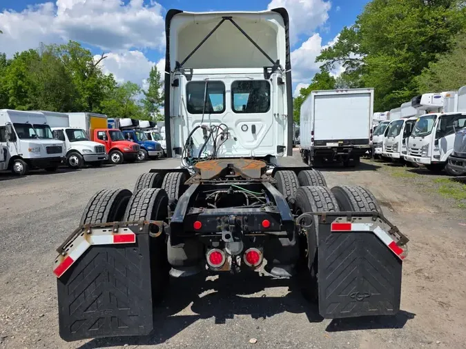 2019 FREIGHTLINER NEW CASCADIA PX12664