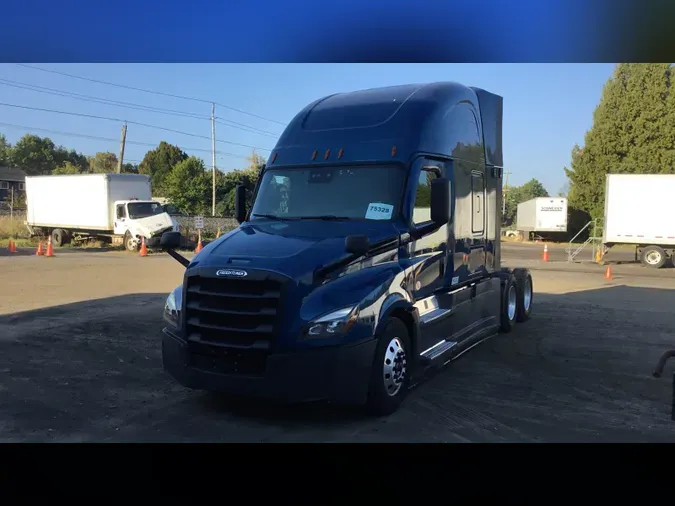 2023 Freightliner Cascadia 126