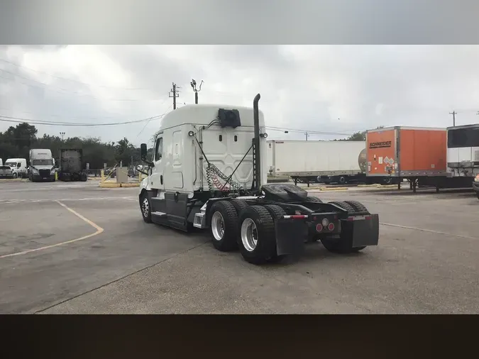 2022 Freightliner Cascadia 1260dfe1f3398507c79853d89633eac2fb3