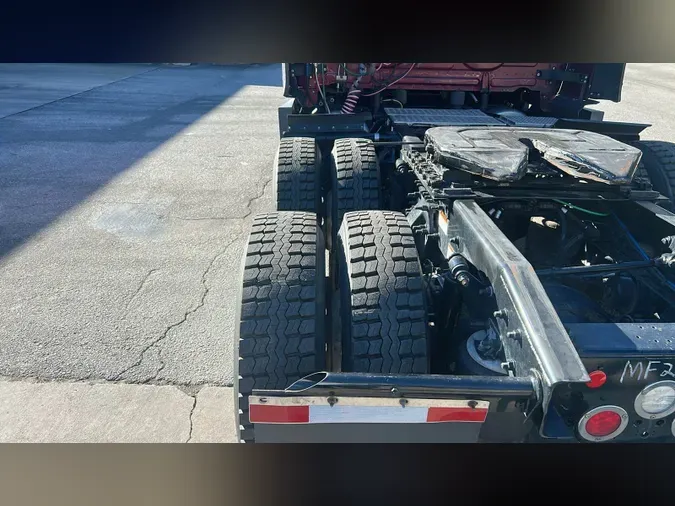 2021 Freightliner Cascadia 126