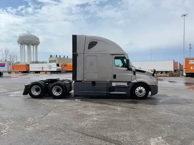 2021 Freightliner Cascadia