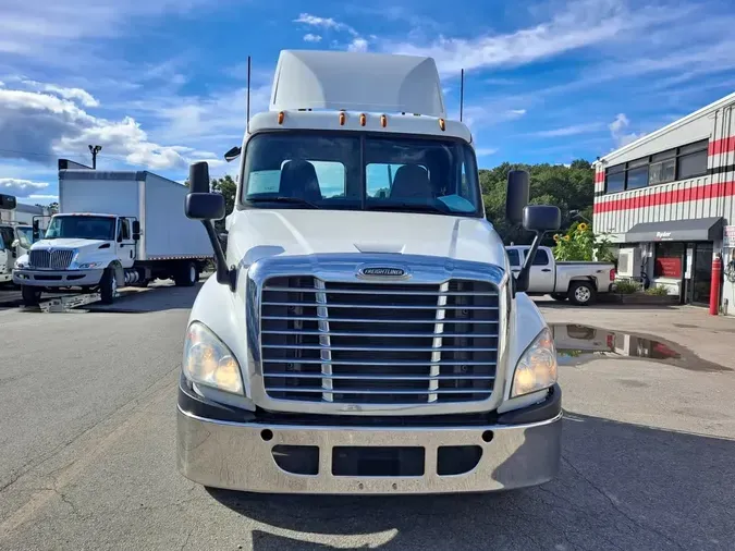 2020 FREIGHTLINER/MERCEDES CASCADIA 1250e026d57a40f0a4ff2b92a303caf18e1