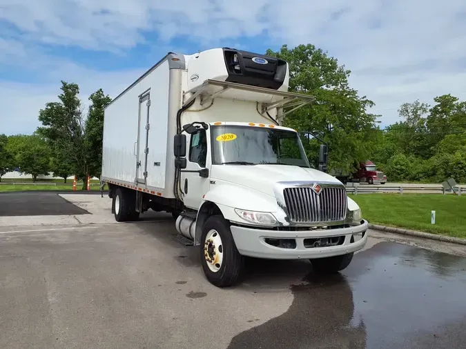 2020 NAVISTAR INTERNATIONAL MV607 (4X2)0e055a813249c83e74f17fc345e984eb