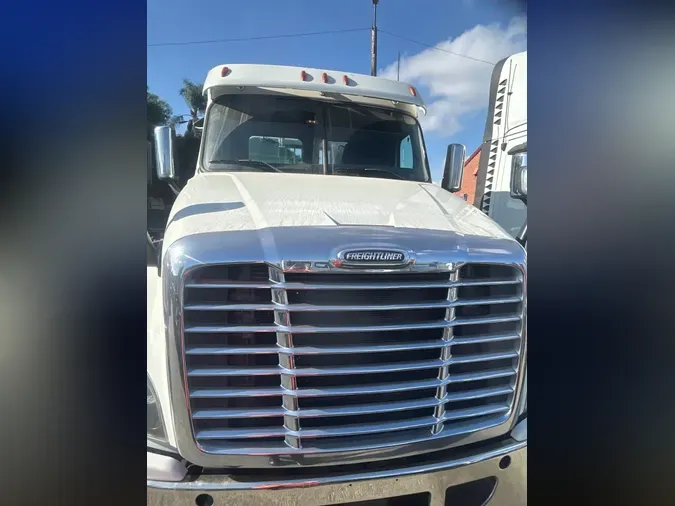 2020 FREIGHTLINER/MERCEDES CASCADIA 1250e0645503d9e71ae624a07e109f9e287