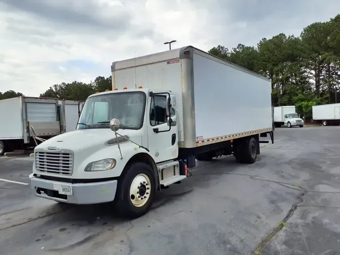 2018 FREIGHTLINER M2 106