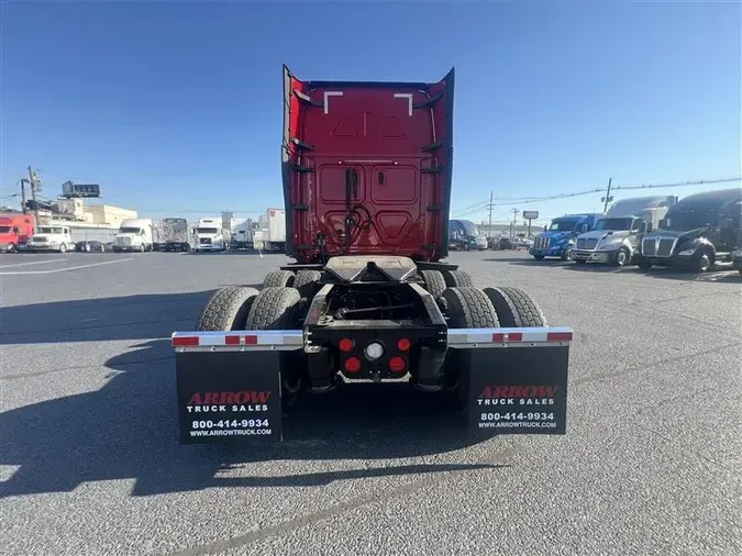 2020 FREIGHTLINER CASCADIA