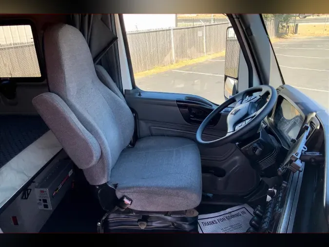 2022 INT LT625 6x4