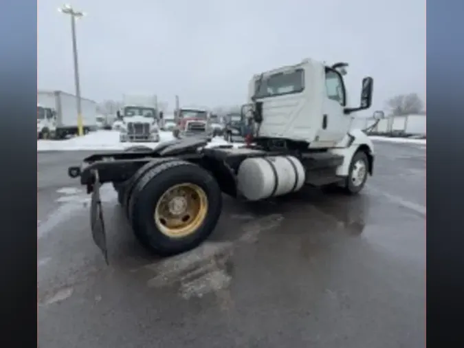 2019 NAVISTAR INTERNATIONAL RH613 DAYCAB S/A