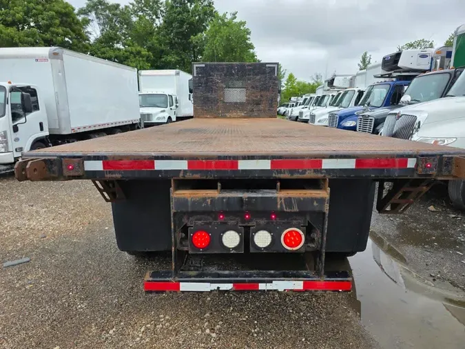 2016 FREIGHTLINER M2 106