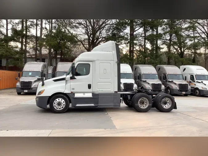 2020 Freightliner Cascadia