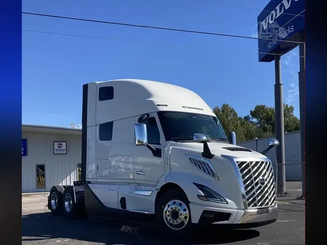 2026 VOLVO VNL64T8600e1de5bcd316b5cc92cfbb4f0b8bee8a